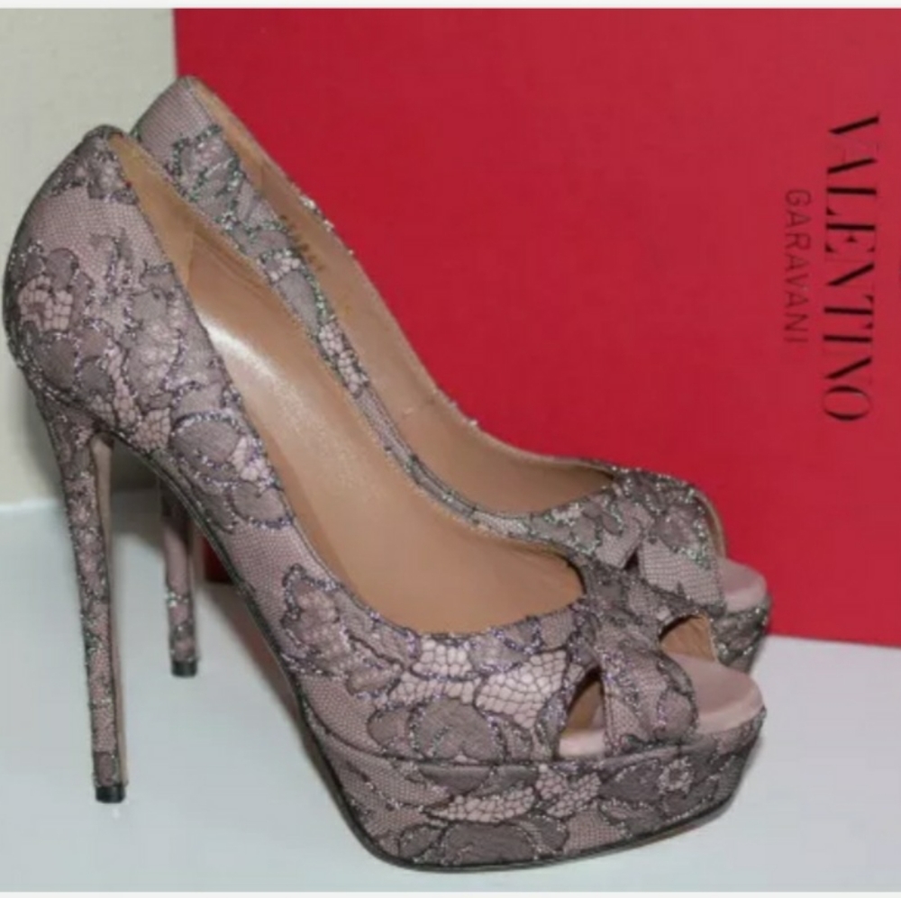 Valentino Rose Lace Platform Peep Toe Pumps